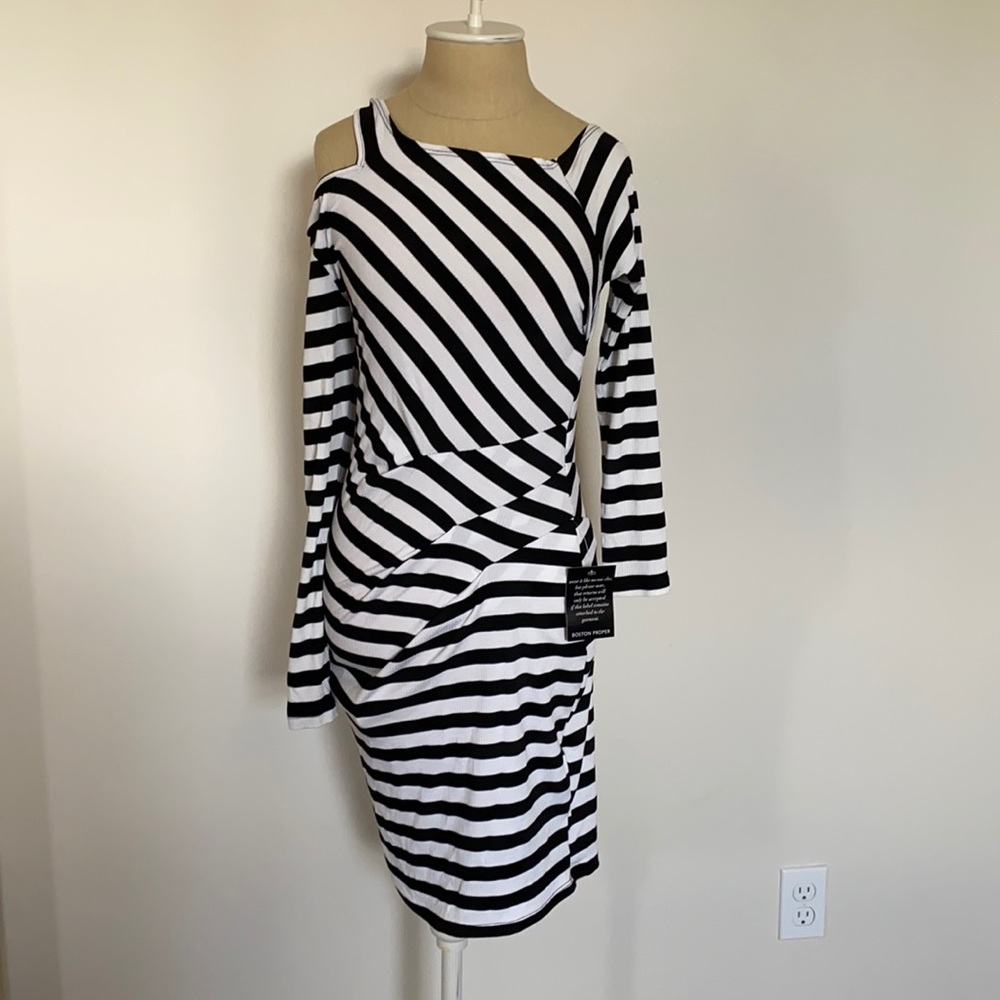 Boston Proper Asymmetrical black and white dress